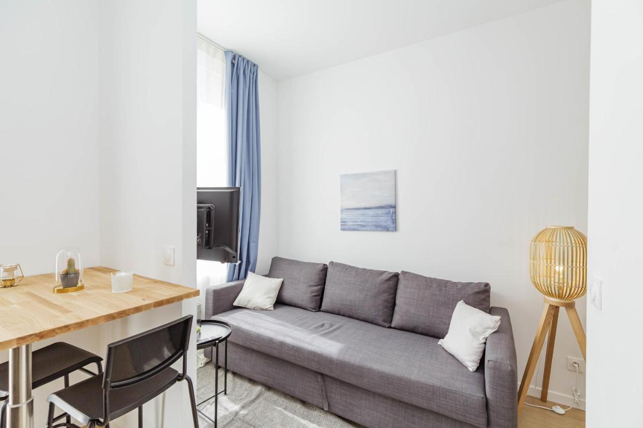Nice 23 M Bright And Renovated Courtyard Side Paris Exterior photo